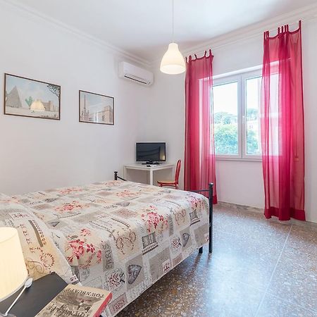 Red & White Vatican Apartment Roma Dış mekan fotoğraf