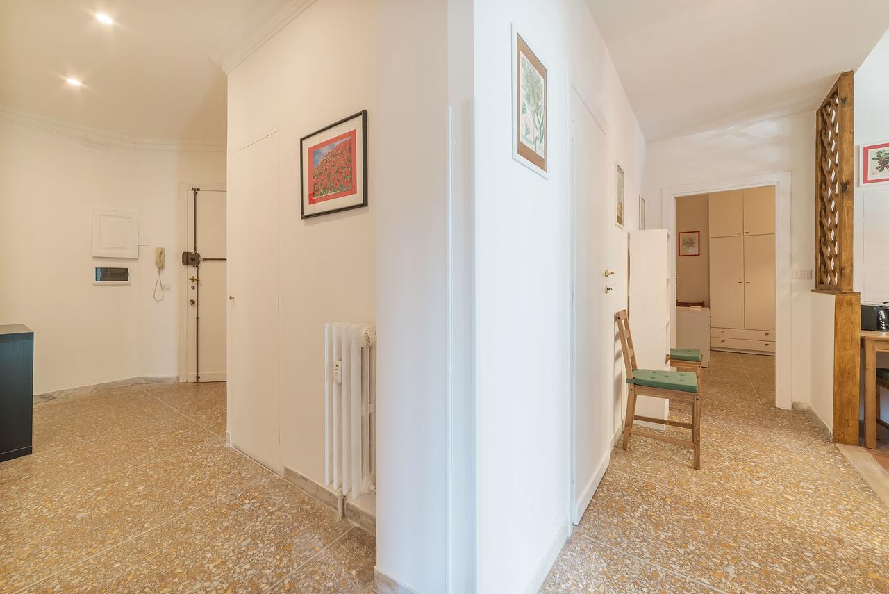 Red & White Vatican Apartment Roma Dış mekan fotoğraf