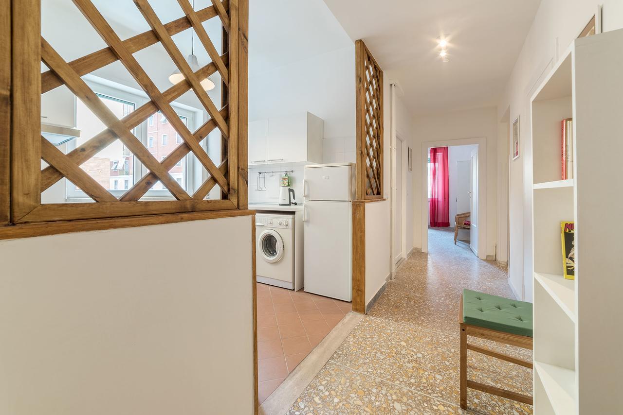 Red & White Vatican Apartment Roma Dış mekan fotoğraf