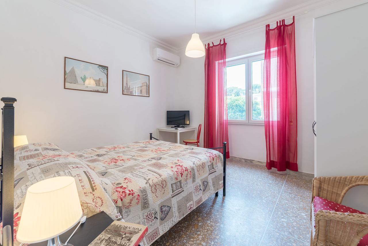 Red & White Vatican Apartment Roma Dış mekan fotoğraf